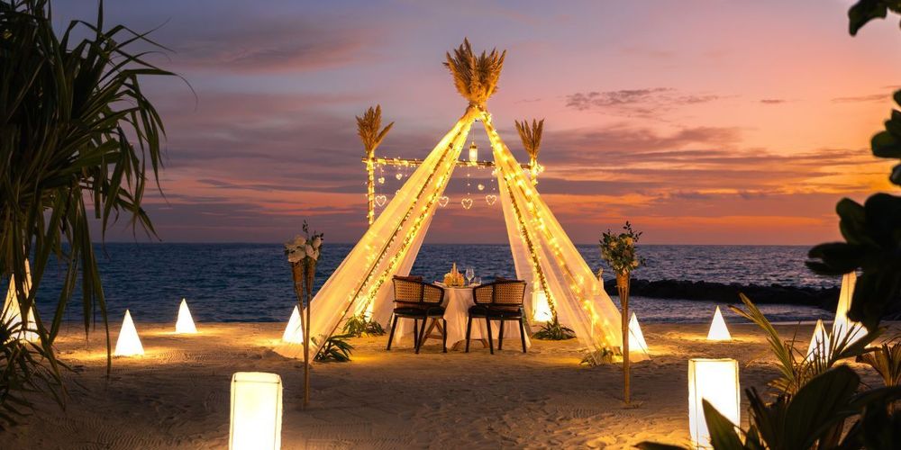 Destination dining experience on the beach at Sirru Fen Fushi, Maldives