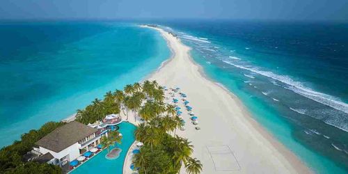 Summer Reimagined: A Family Escape to Finolhu, Maldives 